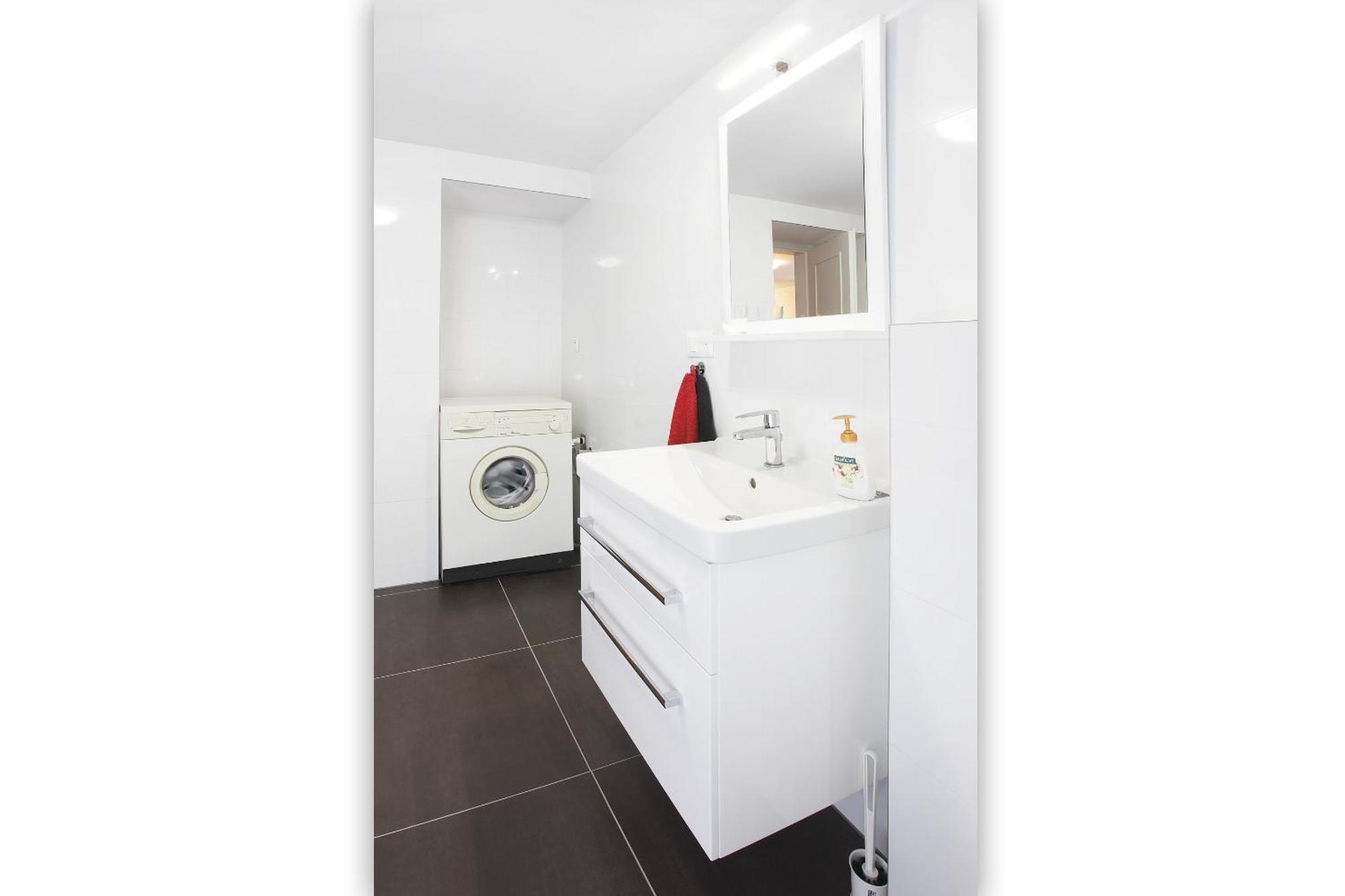 Villa Z - Apartment With Private Parking Бърно Екстериор снимка