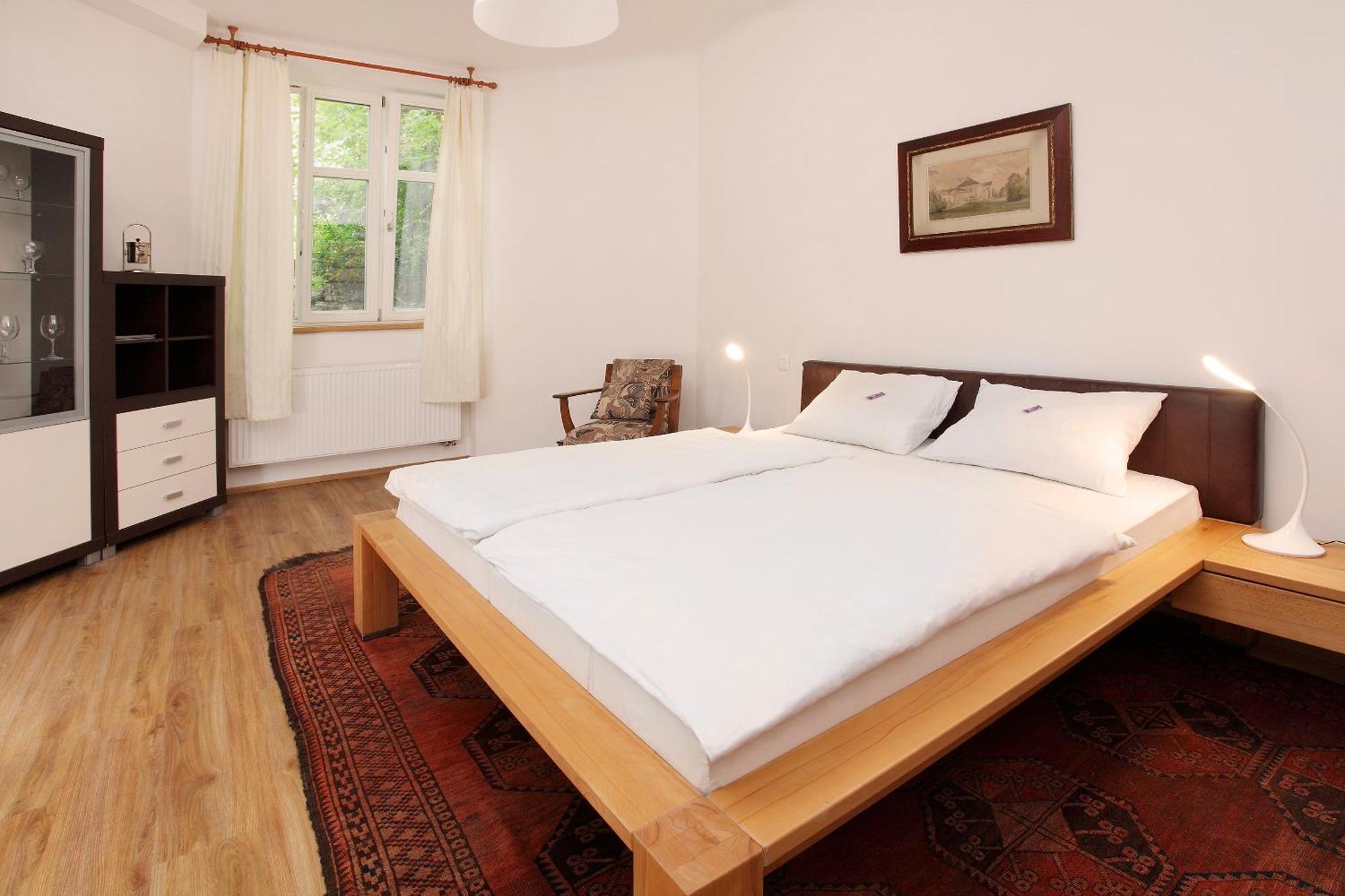 Villa Z - Apartment With Private Parking Бърно Екстериор снимка